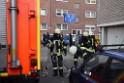 Feuer 1 Koeln Vingst Hesshofplatz P04